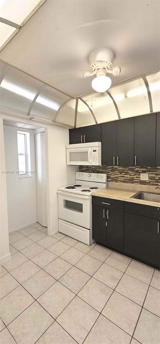 7911 N Colony Cir N #202 Tamarac, FL 33321