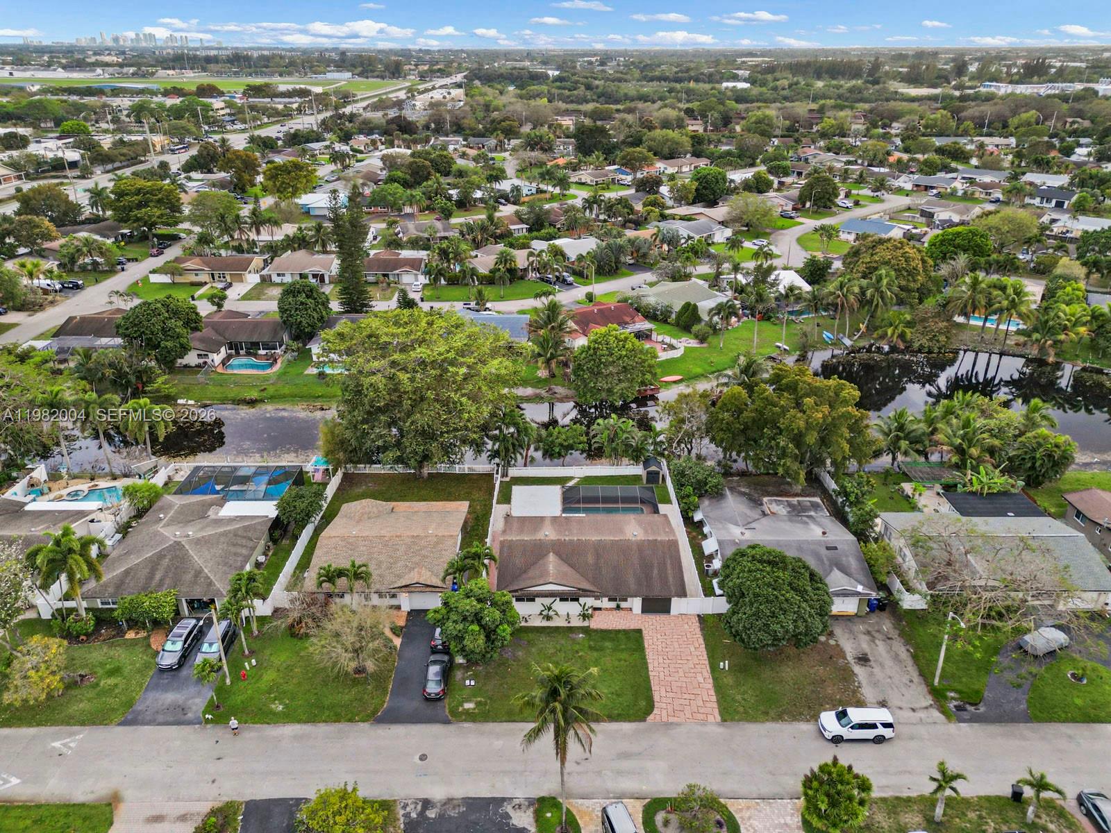 3130 NW 67th Ct Fort Lauderdale, FL 33309