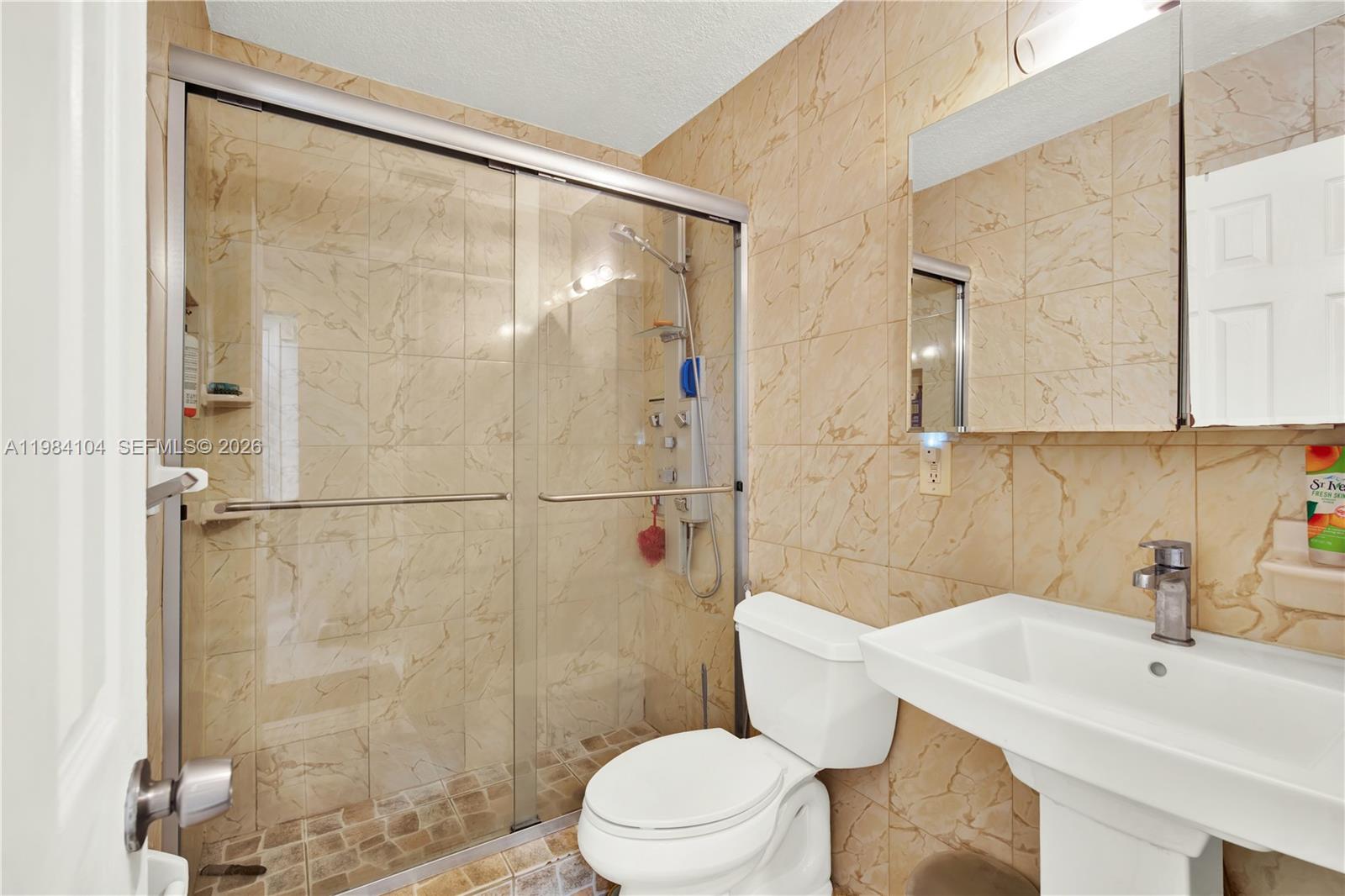 6400 SW 62nd Ct South Miami, FL 33143