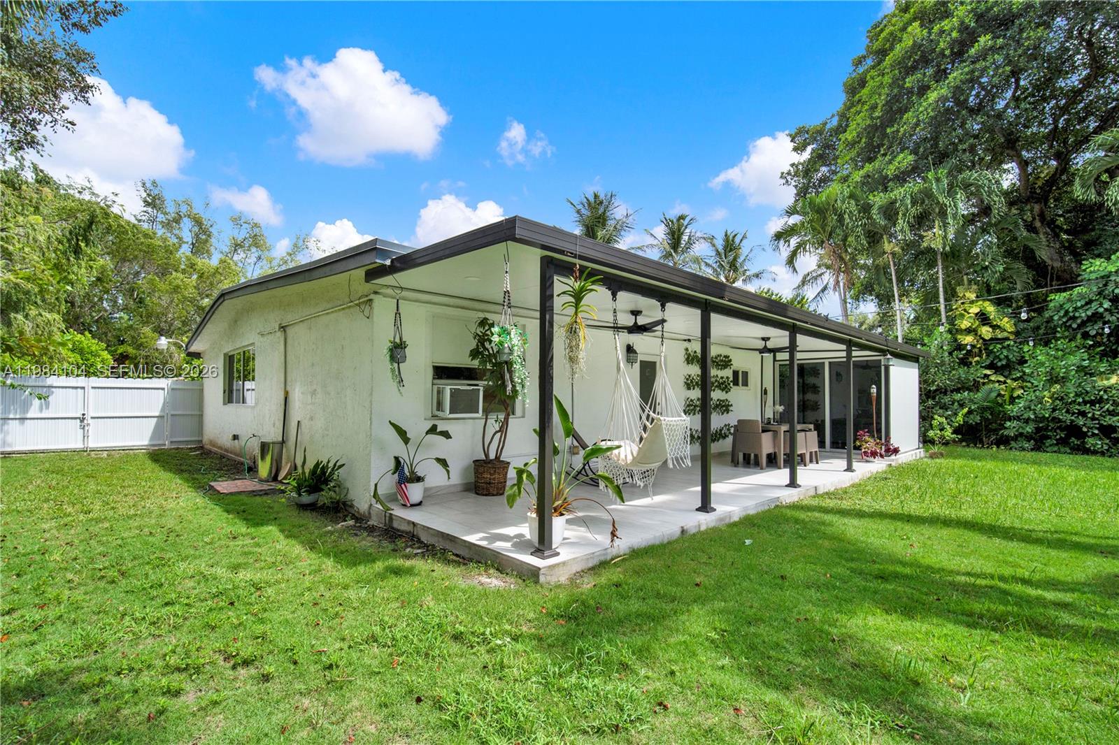 6400 SW 62nd Ct South Miami, FL 33143