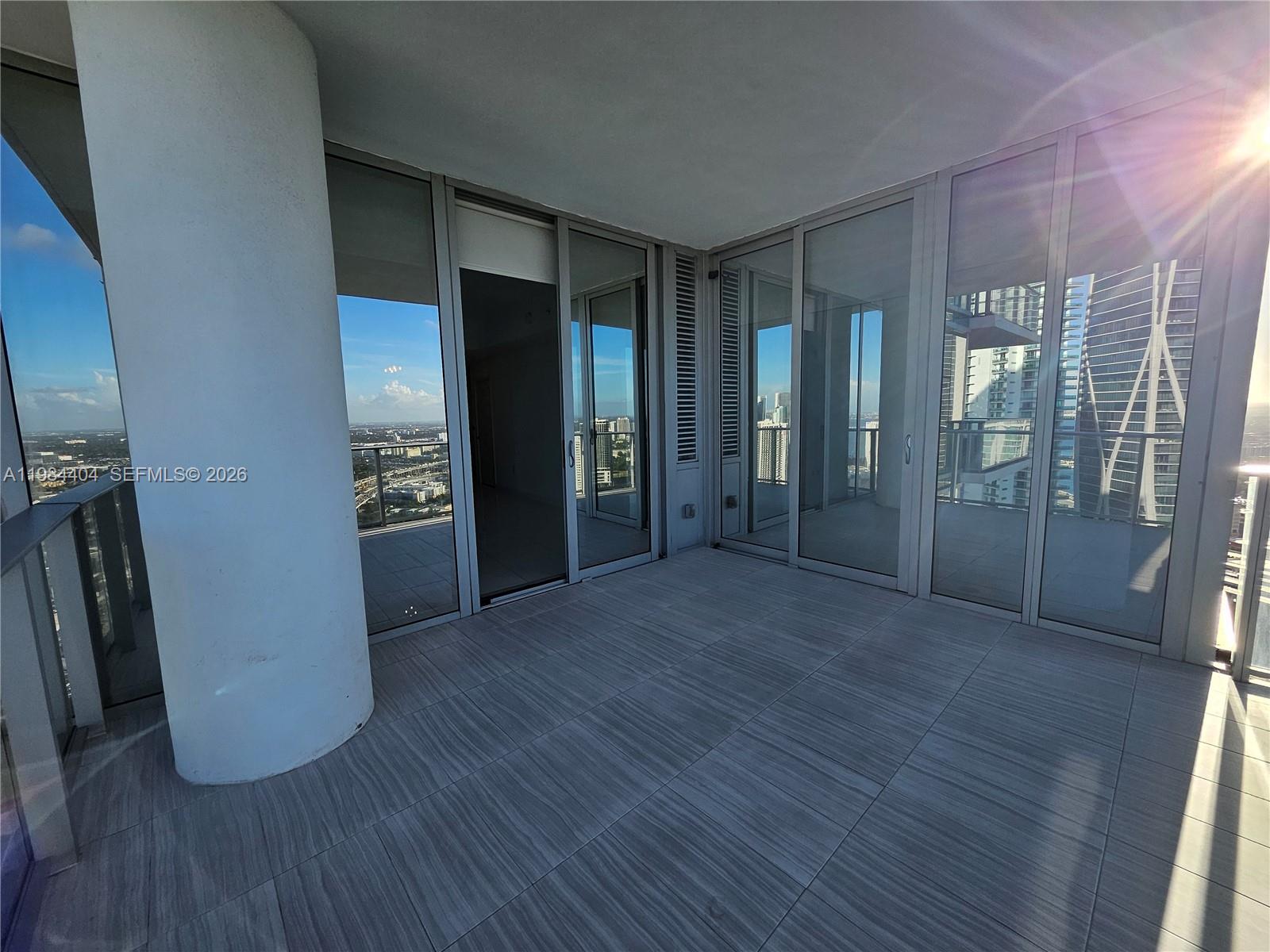 image Paramount Miami Worldcenter20