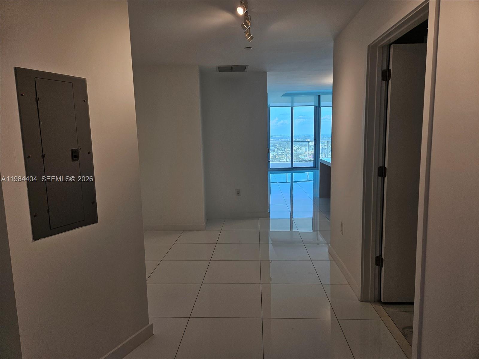 image Paramount Miami Worldcenter3