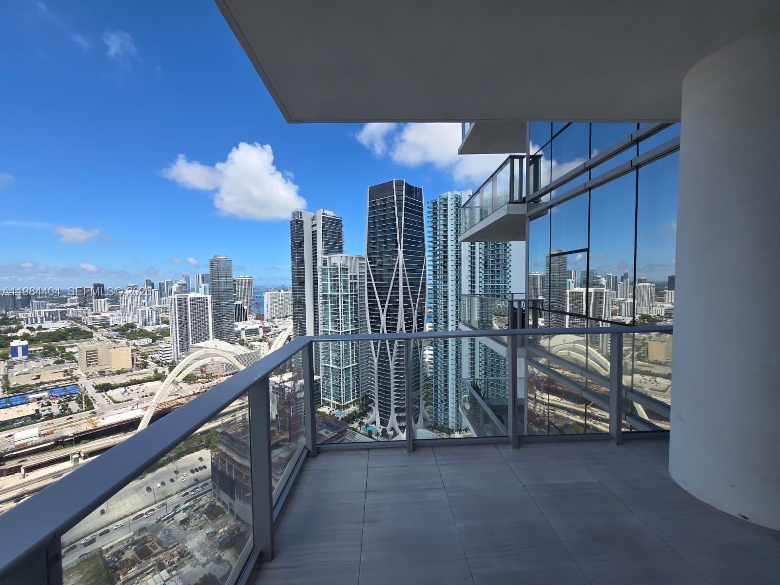 image Paramount Miami Worldcenter40