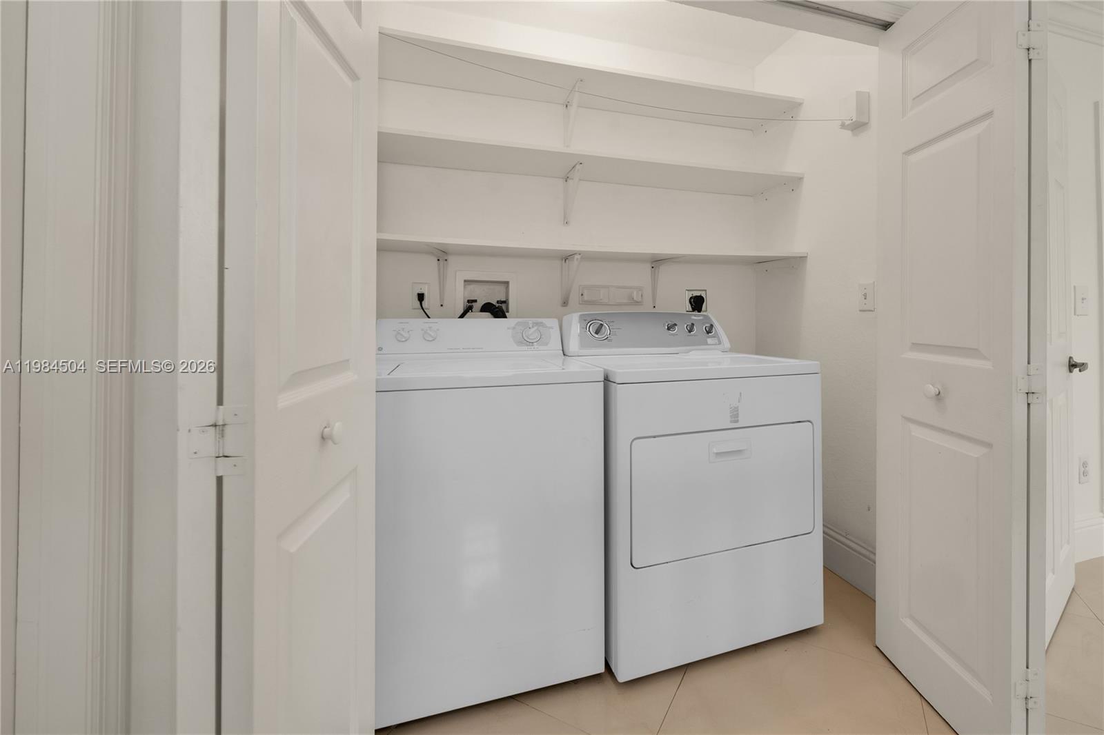 7773 SW 94th Ln Miami, FL 33156