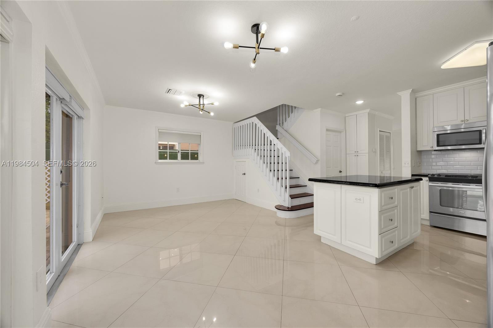 7773 SW 94th Ln Miami, FL 33156