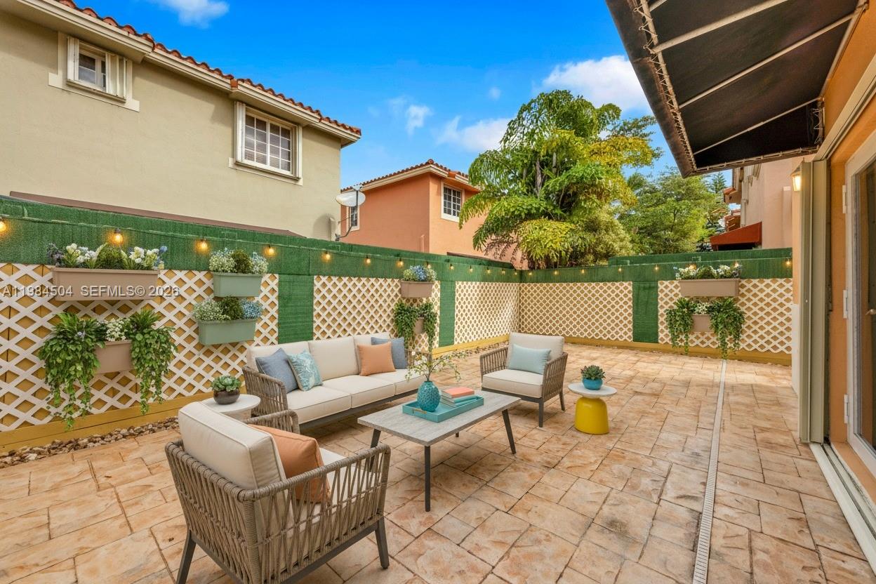 7773 SW 94th Ln Miami, FL 33156