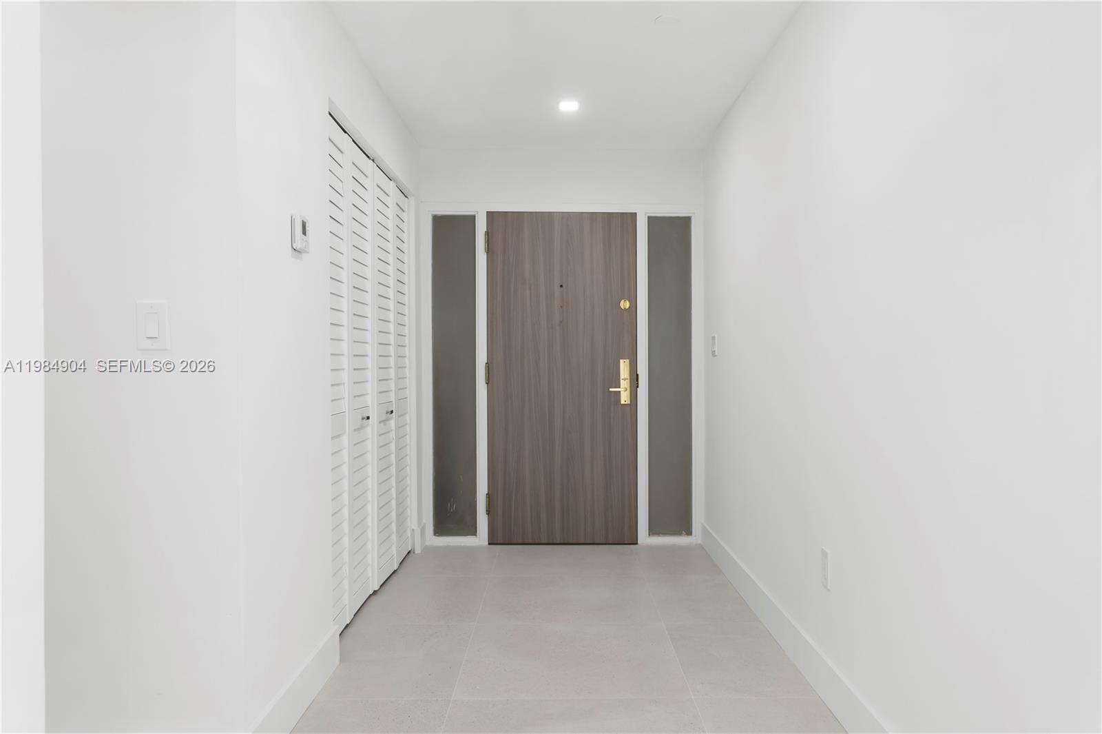 1000 Venetian Way #303 Miami, FL 33139