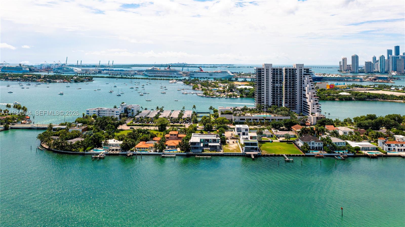 1000 Venetian Way #303 Miami, FL 33139