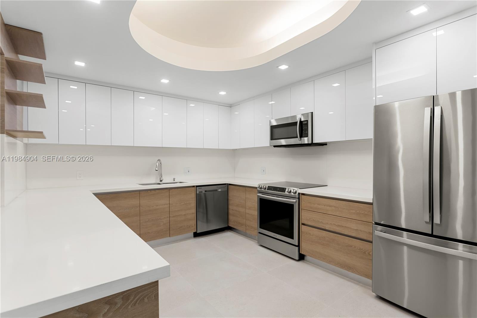 1000 Venetian Way #303 Miami, FL 33139