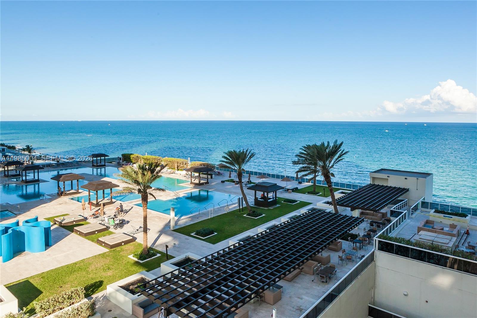 image Beach Club 229