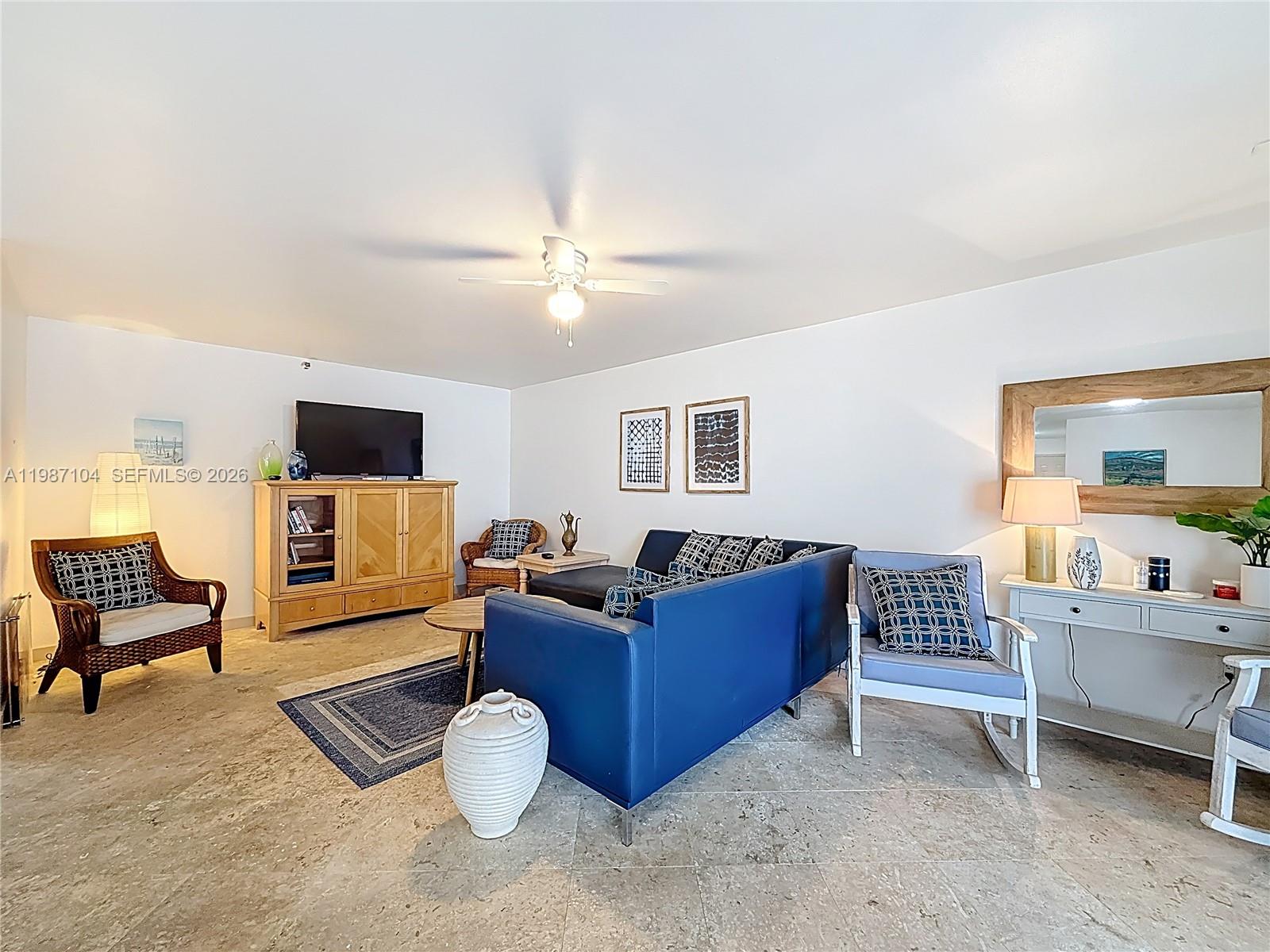 6061 Collins Ave #12D Miami Beach, FL 33140