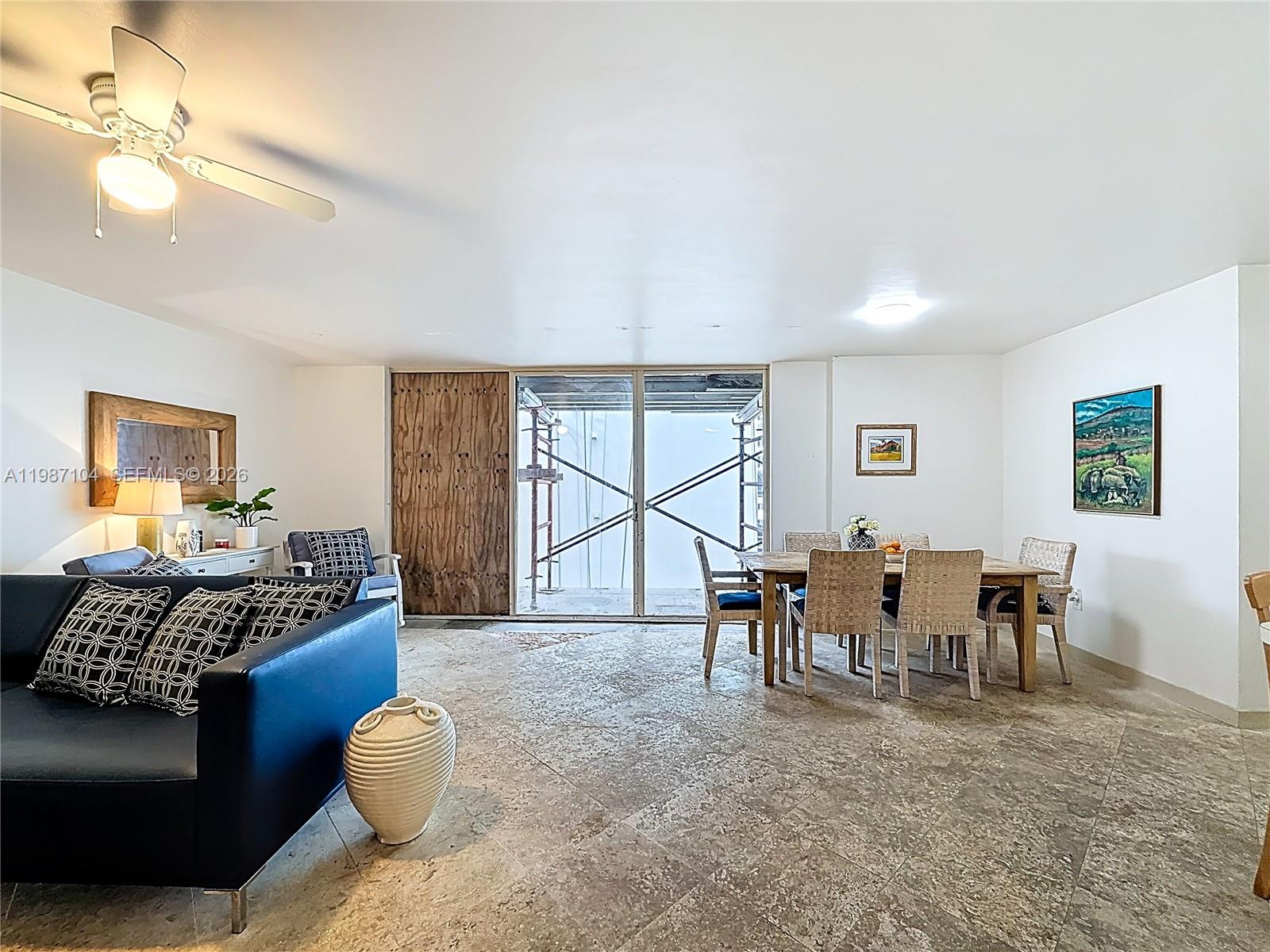 6061 Collins Ave #12D Miami Beach, FL 33140