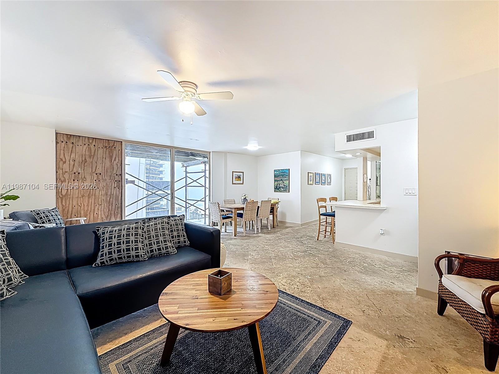 6061 Collins Ave #12D Miami Beach, FL 33140