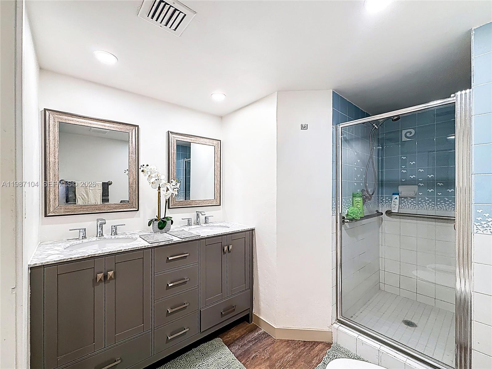 6061 Collins Ave #12D Miami Beach, FL 33140