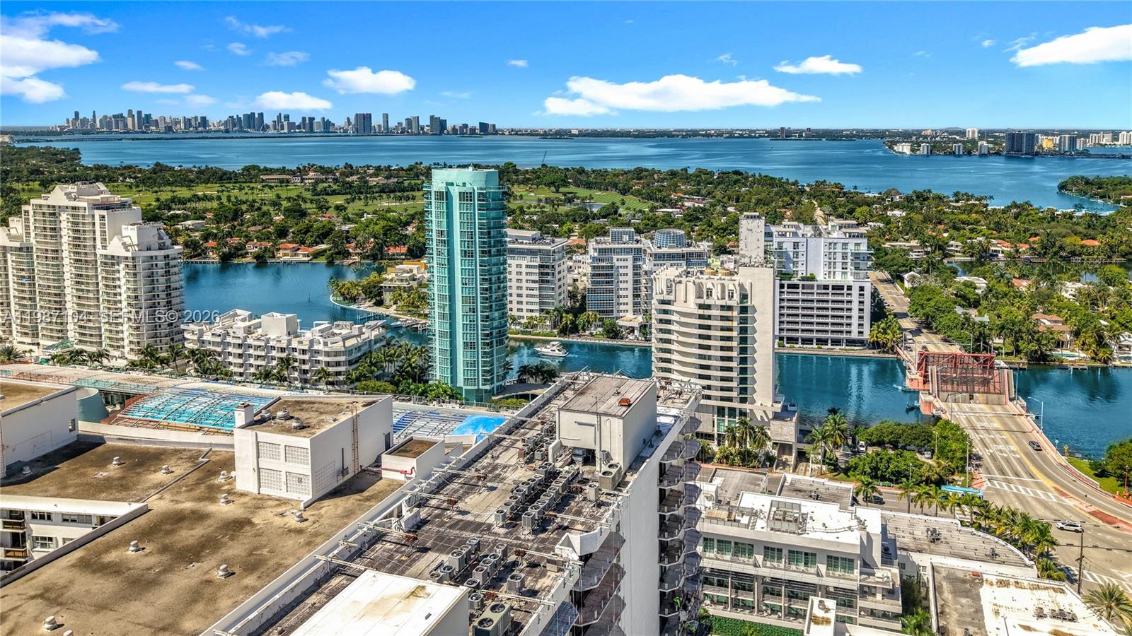 6061 Collins Ave #12D Miami Beach, FL 33140