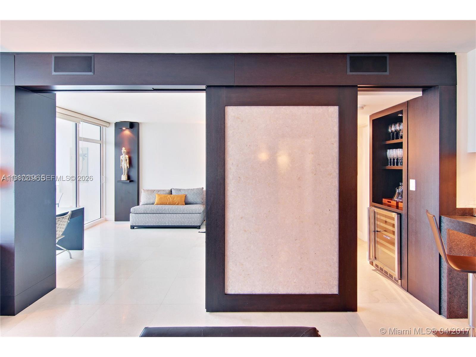 image The Carillon Center Tower5