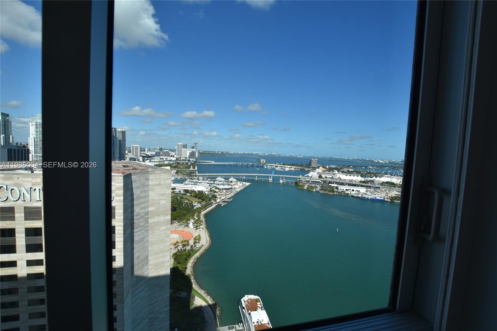 335 S Biscayne Blvd #4112 Miami, FL 33131