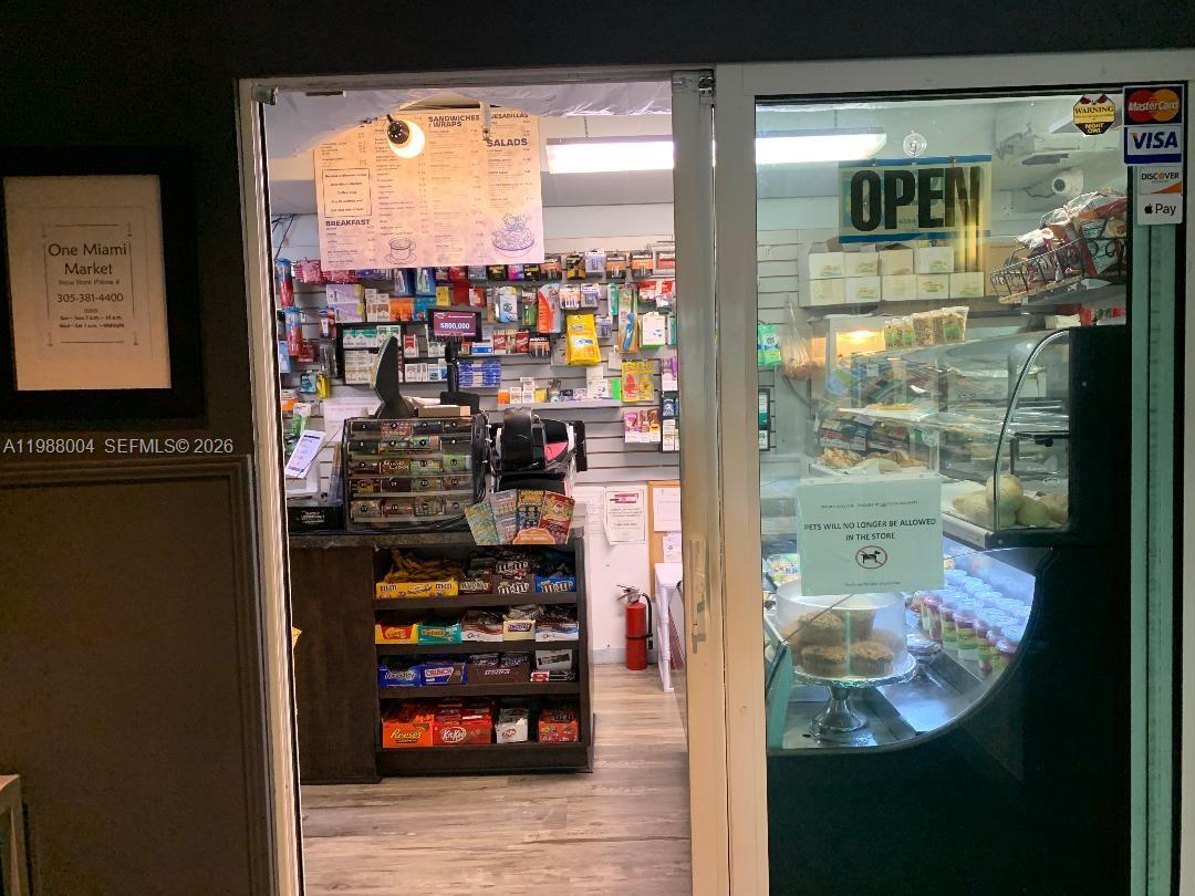 335 S Biscayne Blvd #4112 Miami, FL 33131