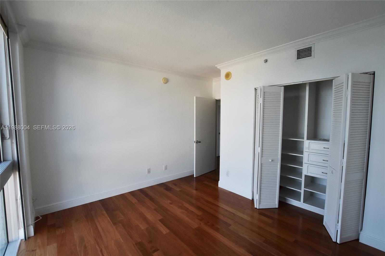 335 S Biscayne Blvd #4112 Miami, FL 33131