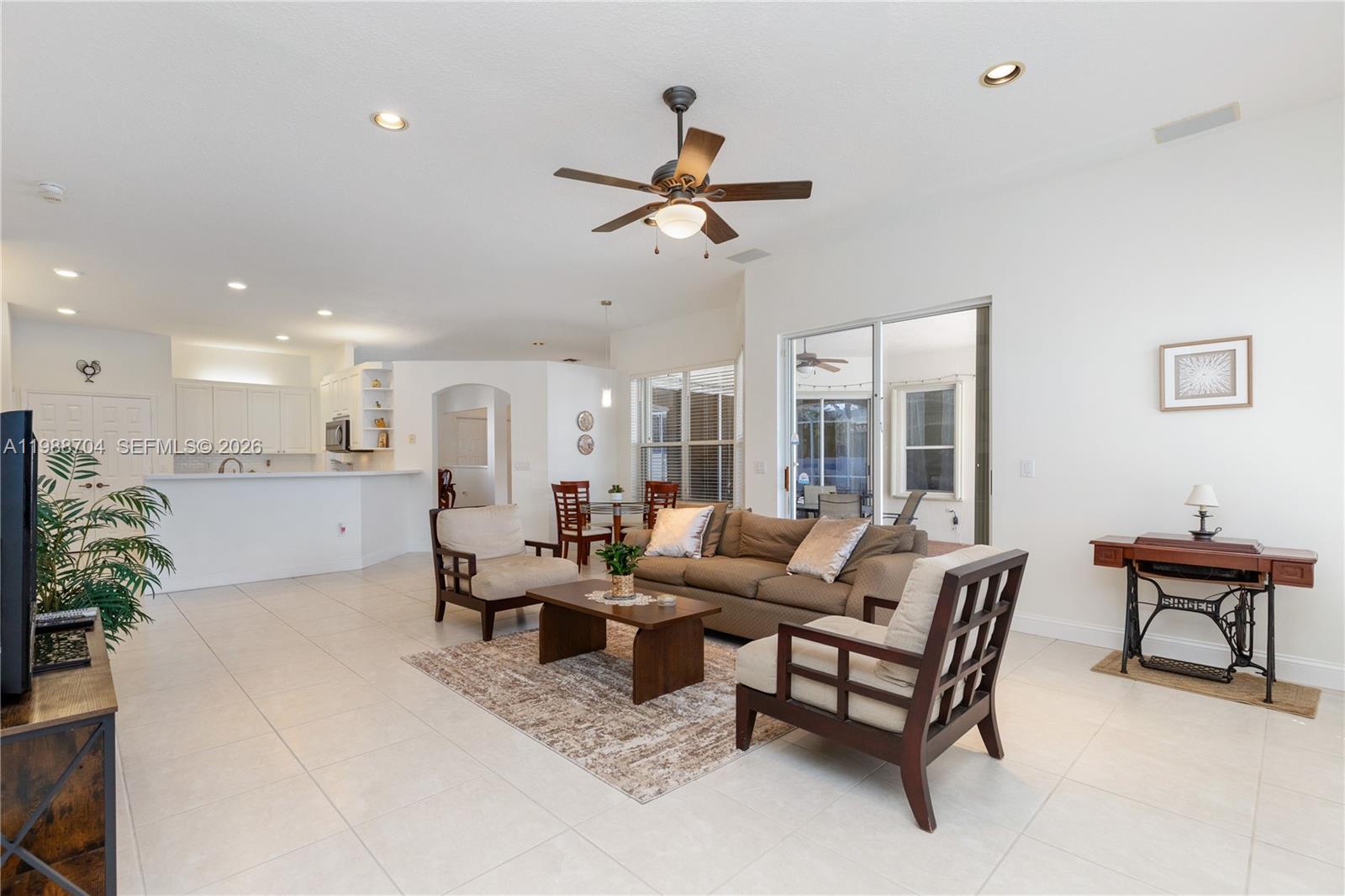 15966 SW 3rd St Pembroke Pines, FL 33027