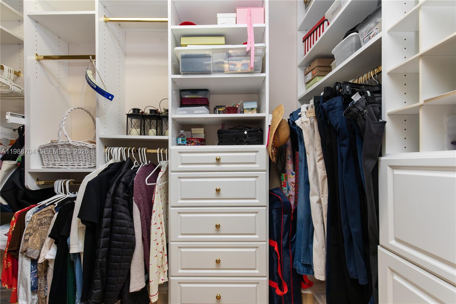 15966 SW 3rd St Pembroke Pines, FL 33027