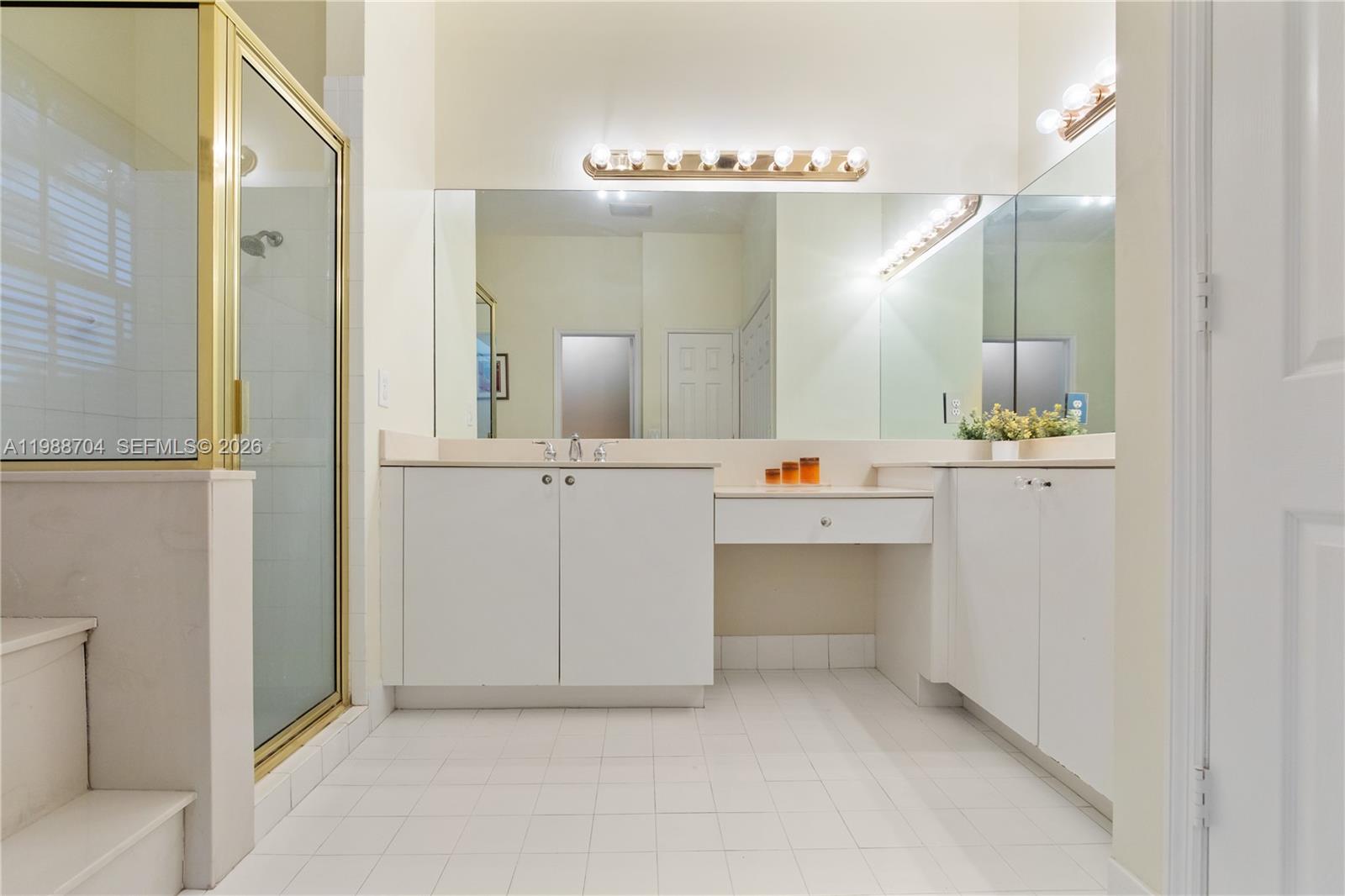 15966 SW 3rd St Pembroke Pines, FL 33027