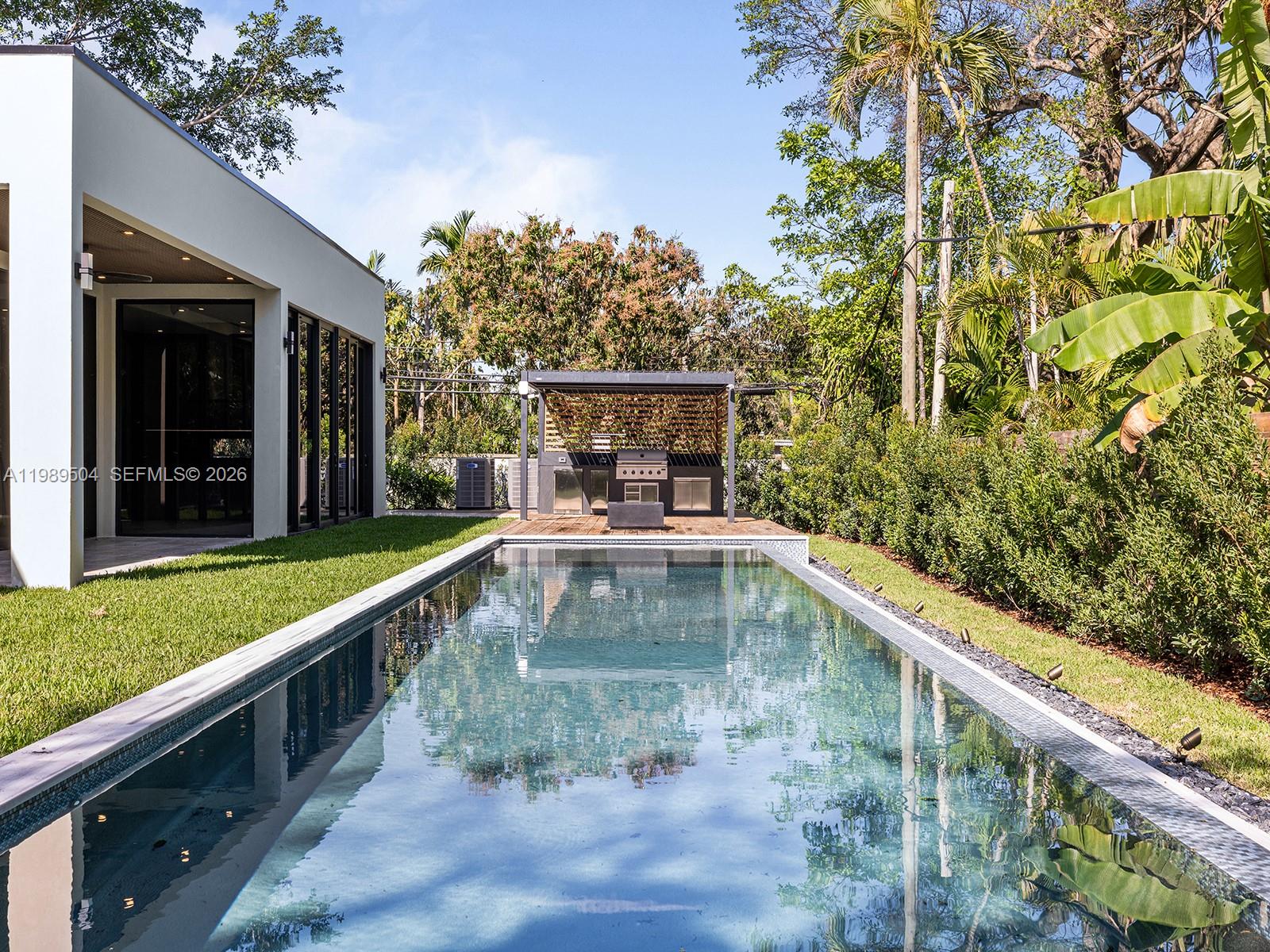 5975 SW 62nd St South Miami, FL 33143