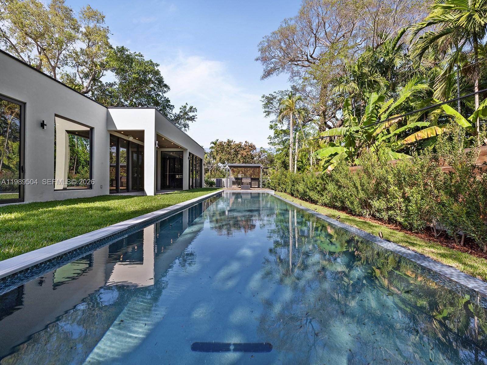 5975 SW 62nd St South Miami, FL 33143