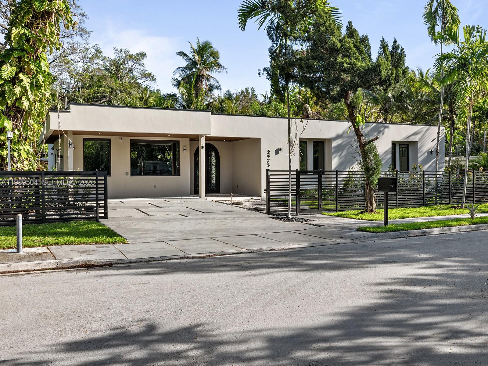 5975 SW 62nd St South Miami, FL 33143