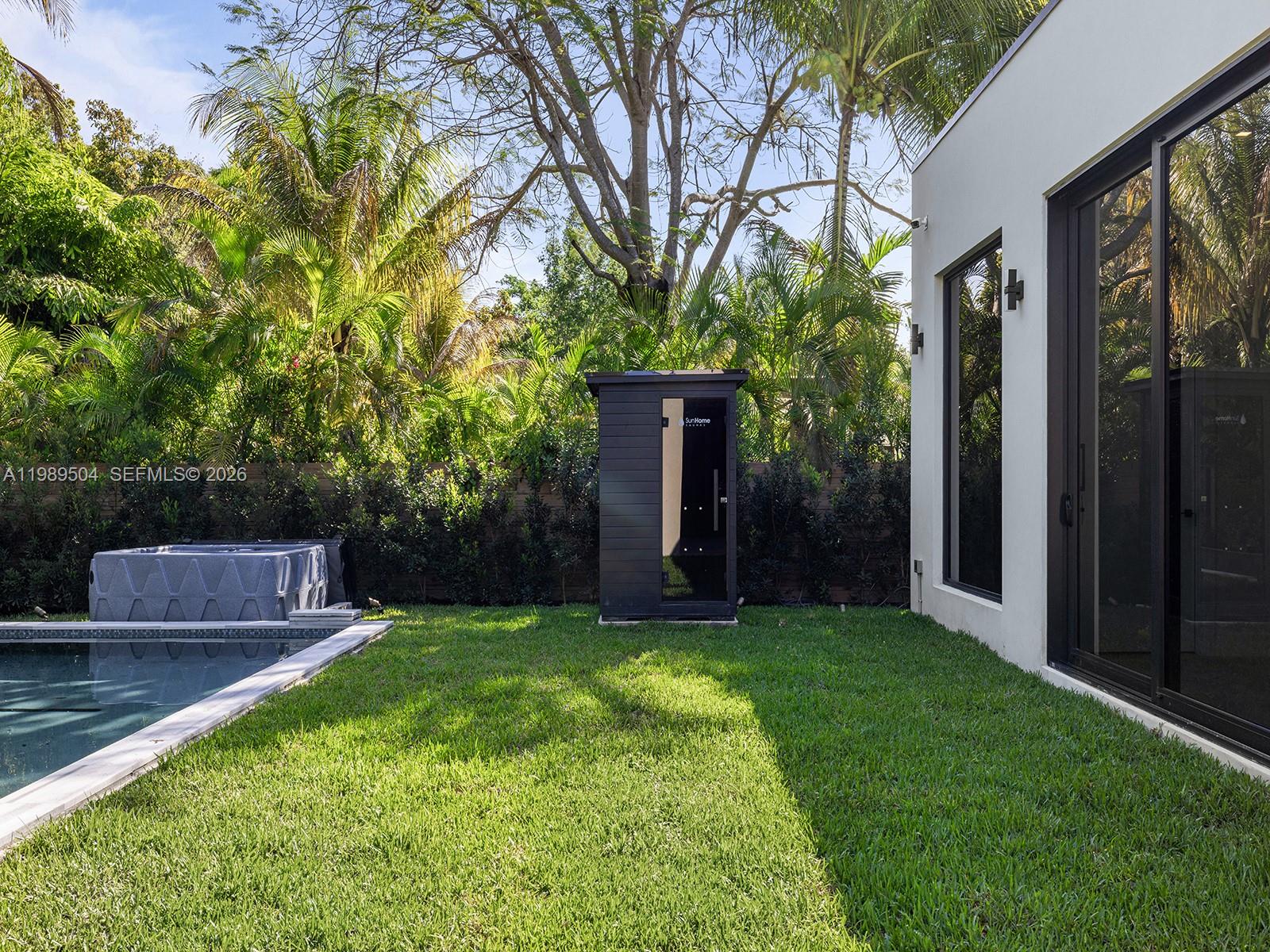 5975 SW 62nd St South Miami, FL 33143