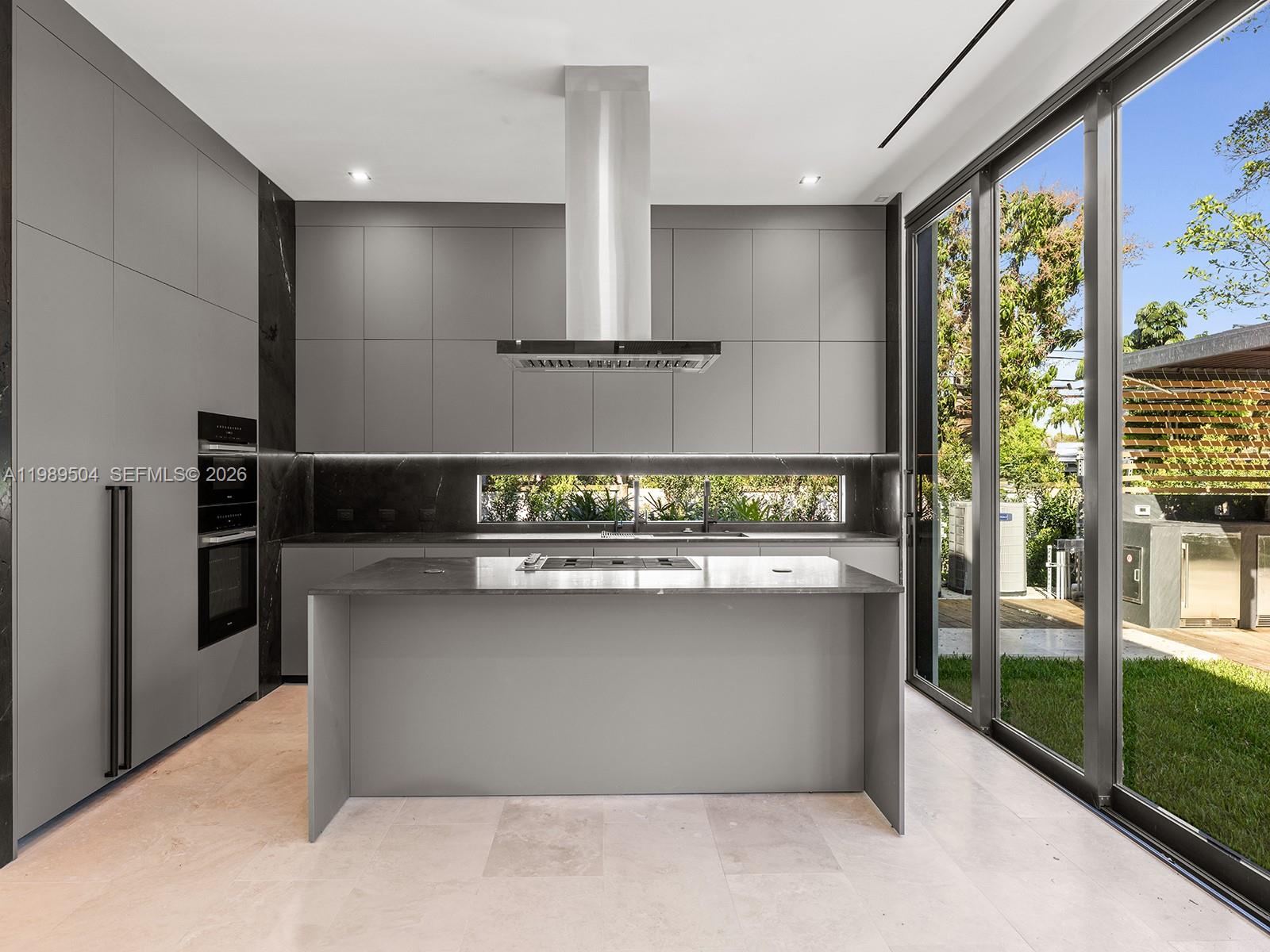 5975 SW 62nd St South Miami, FL 33143