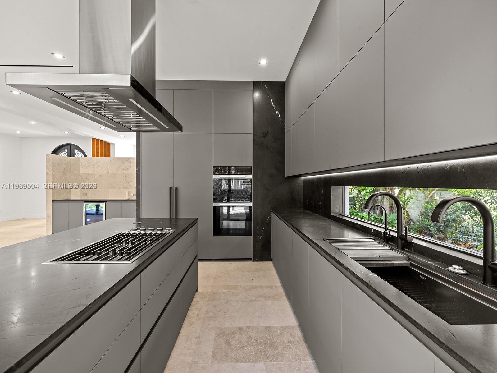 5975 SW 62nd St South Miami, FL 33143