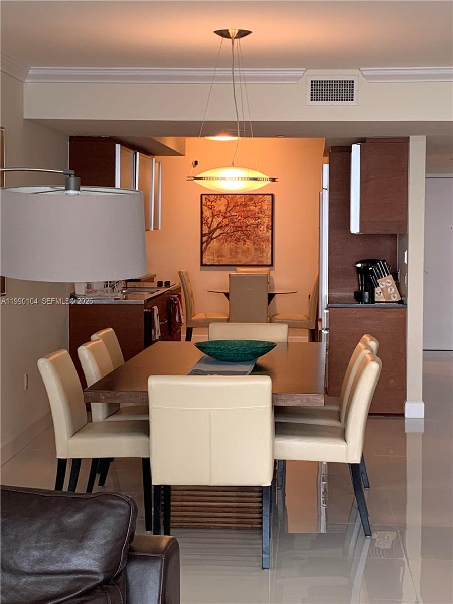 image Beach Club 120