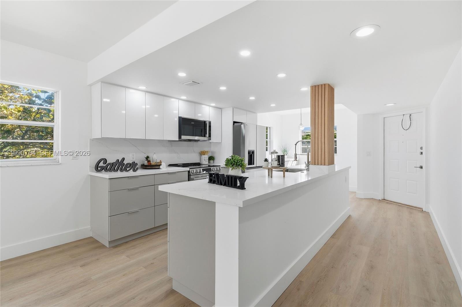 800 SW 125th Way #312O Pembroke Pines, FL 33027