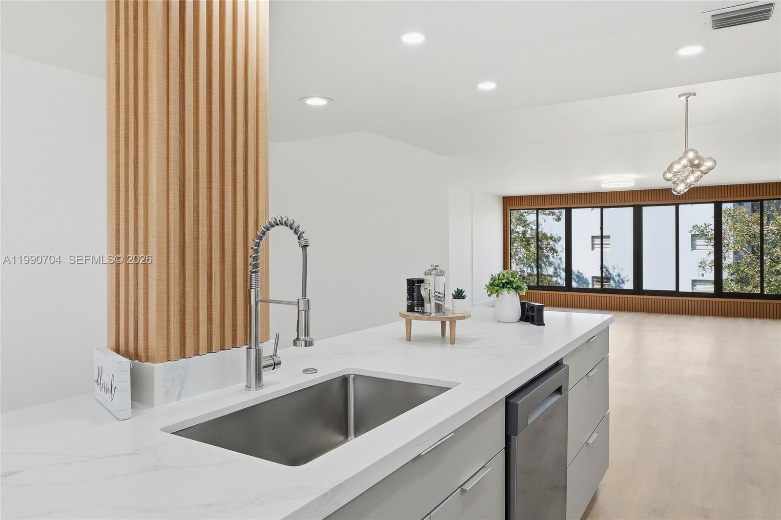 800 SW 125th Way #312O Pembroke Pines, FL 33027