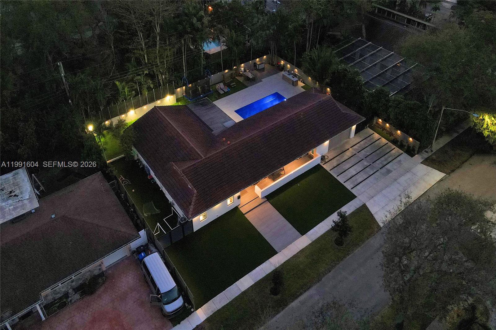 2126 NE 187th St North Miami Beach, FL 33179