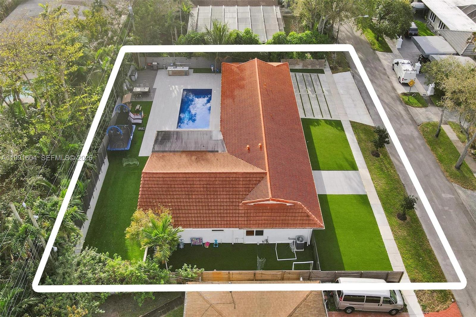 2126 NE 187th St North Miami Beach, FL 33179