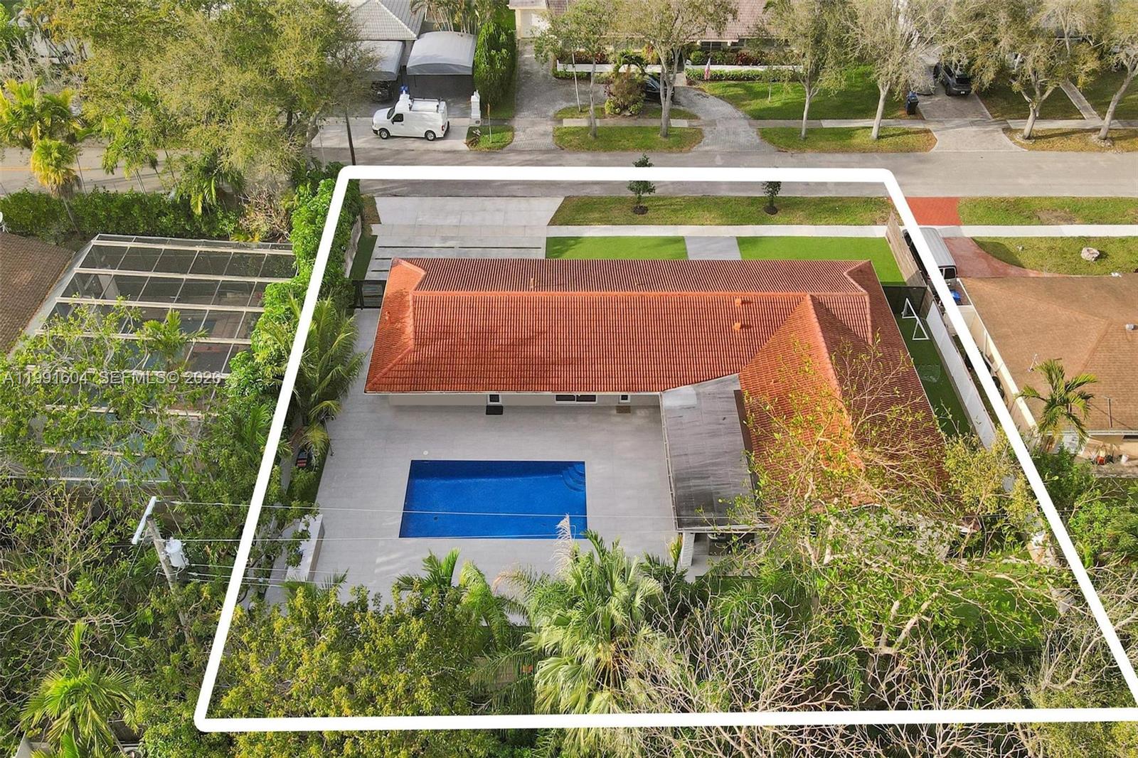 2126 NE 187th St North Miami Beach, FL 33179