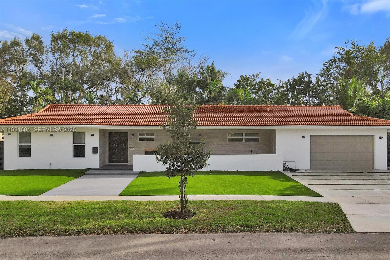 2126 NE 187th St North Miami Beach, FL 33179