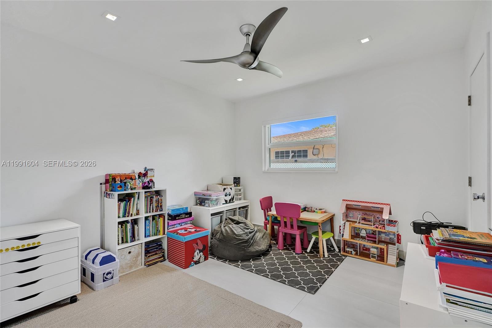 2126 NE 187th St North Miami Beach, FL 33179