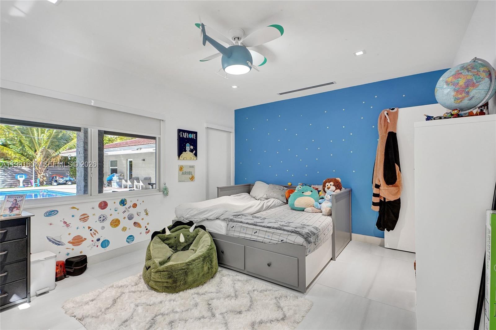 2126 NE 187th St North Miami Beach, FL 33179