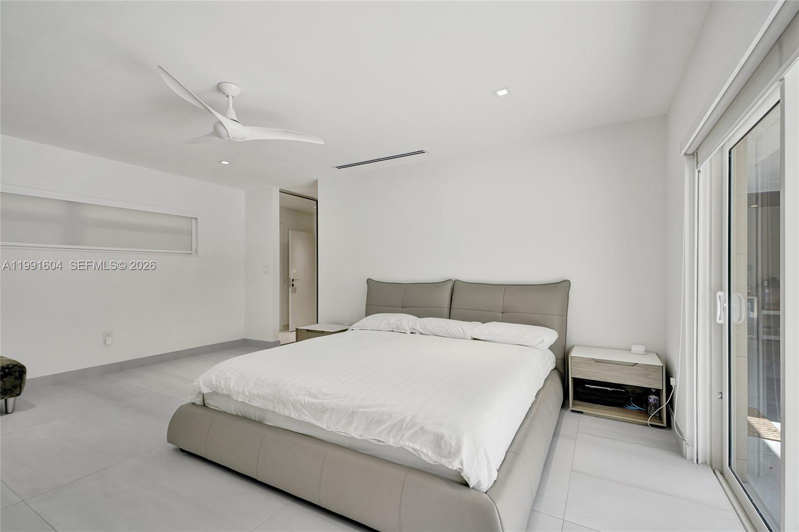 2126 NE 187th St North Miami Beach, FL 33179