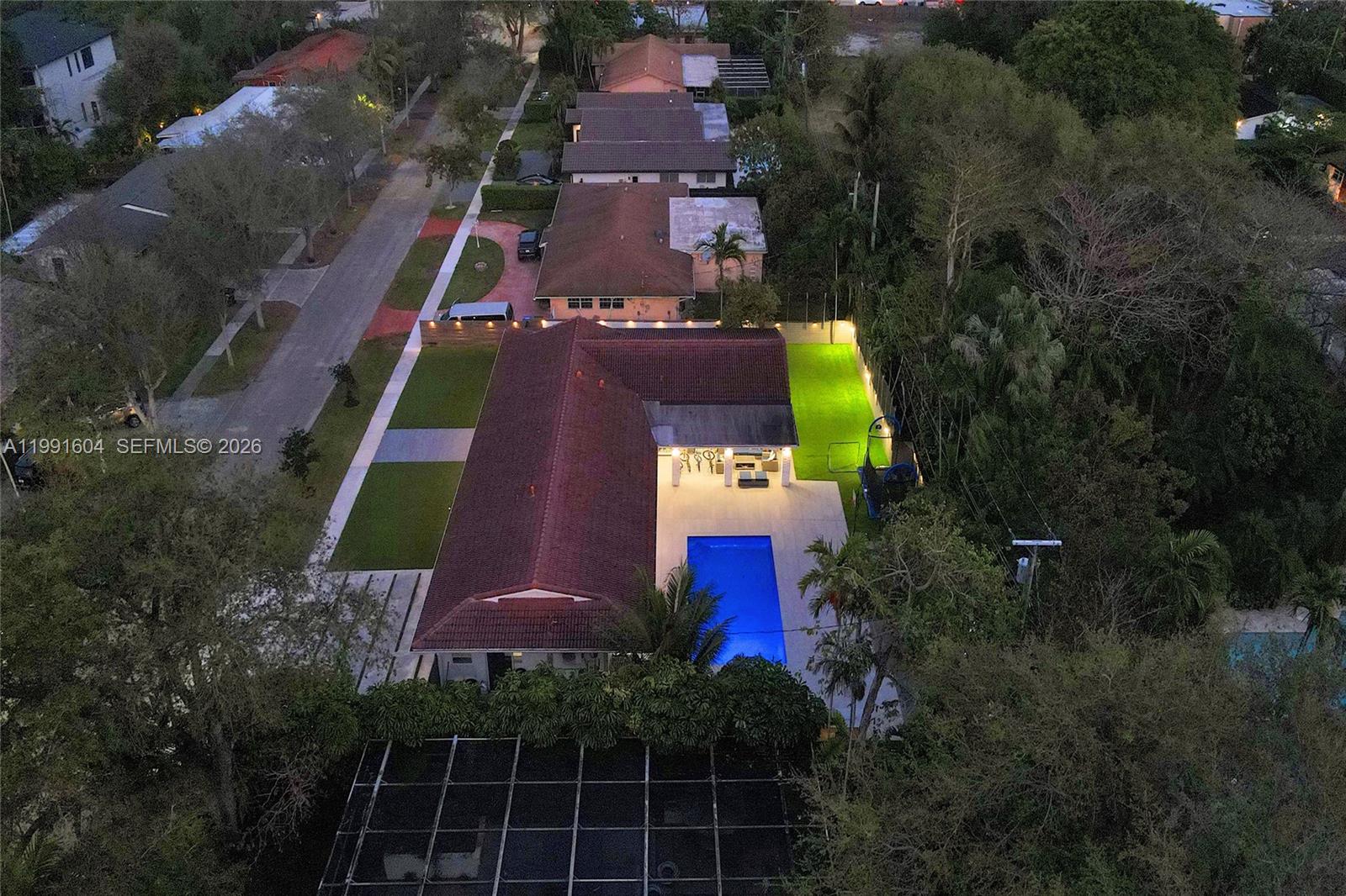 2126 NE 187th St North Miami Beach, FL 33179