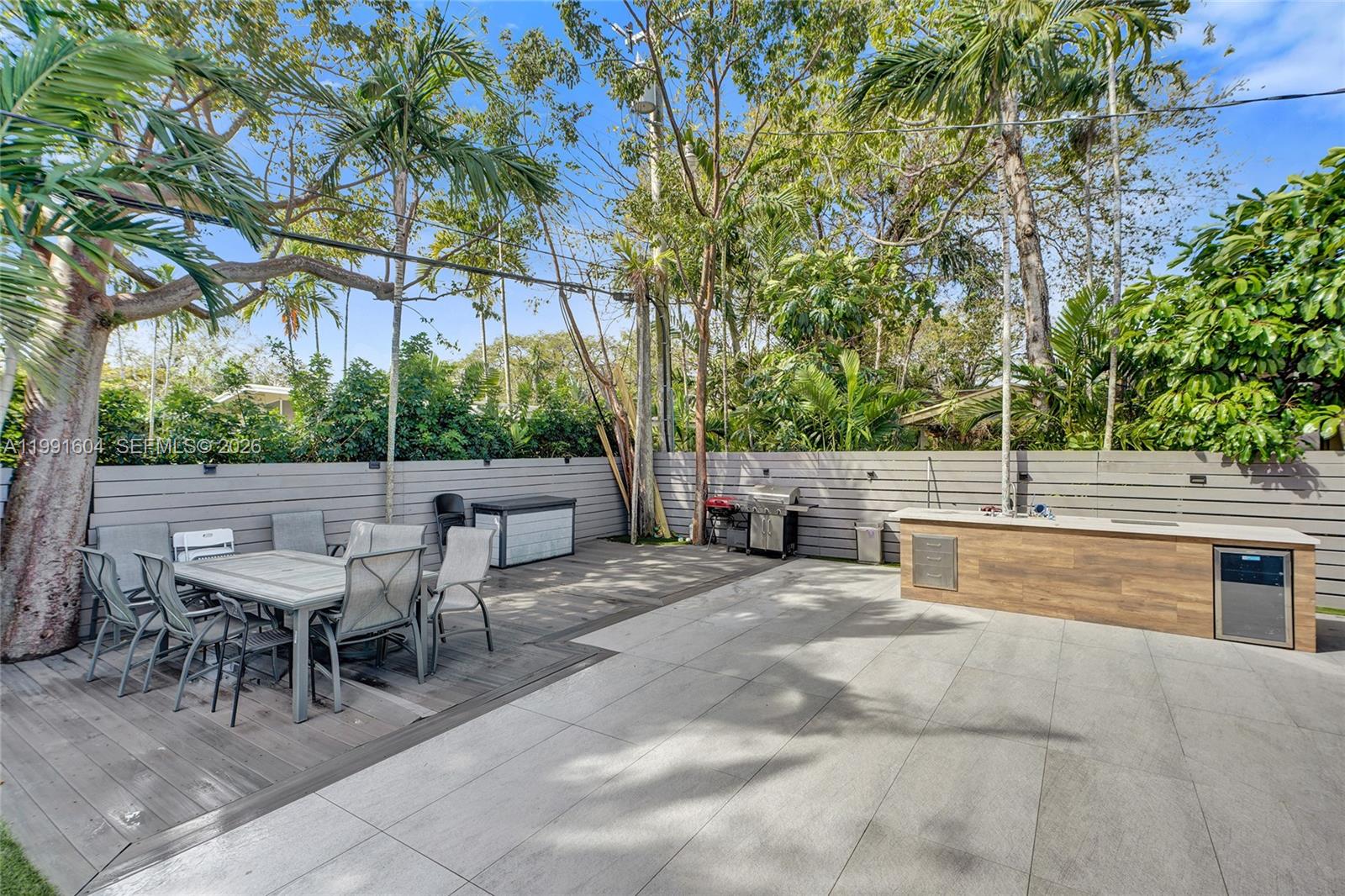 2126 NE 187th St North Miami Beach, FL 33179