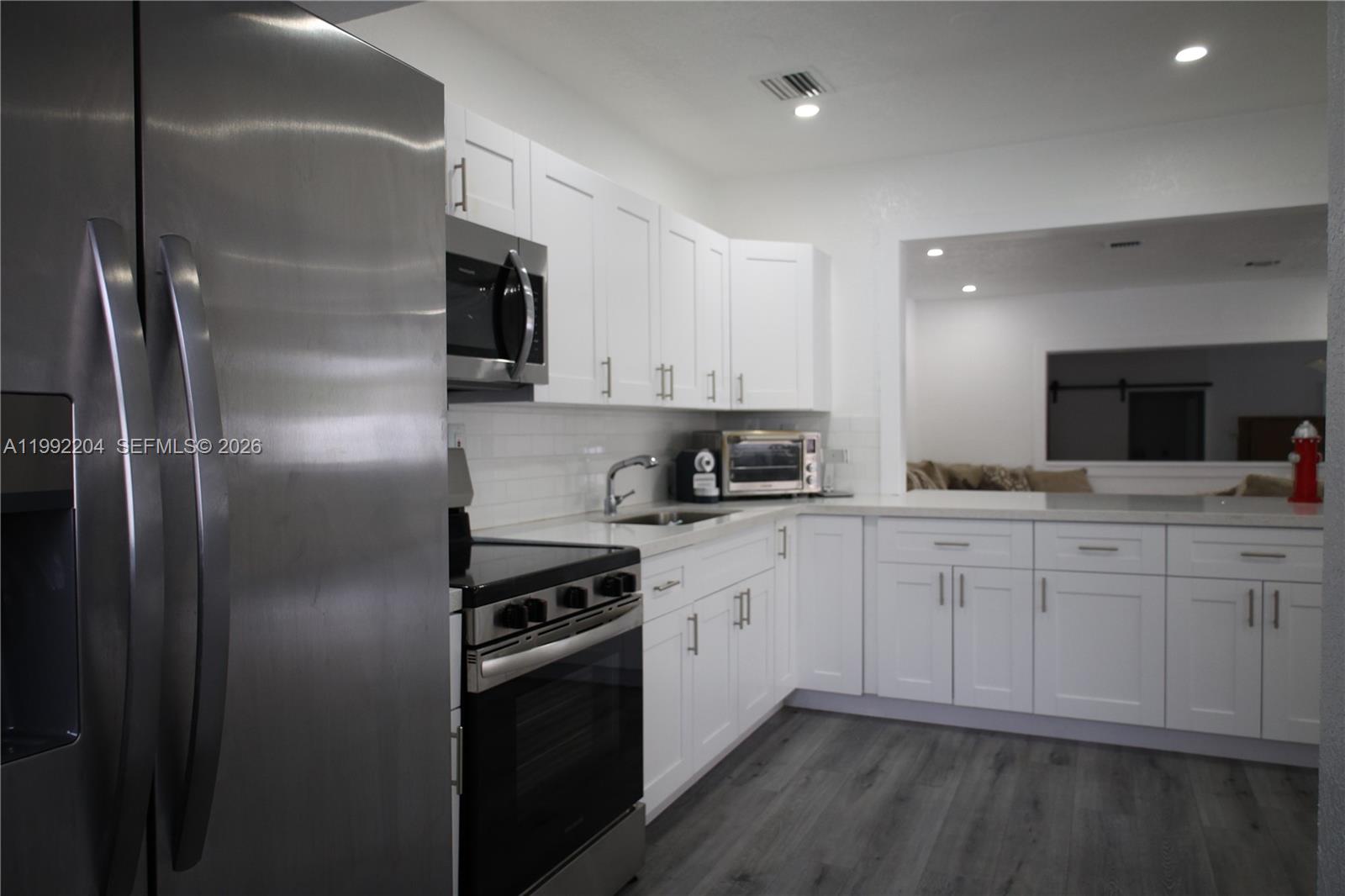 181 NE 121st St North Miami, FL 33161