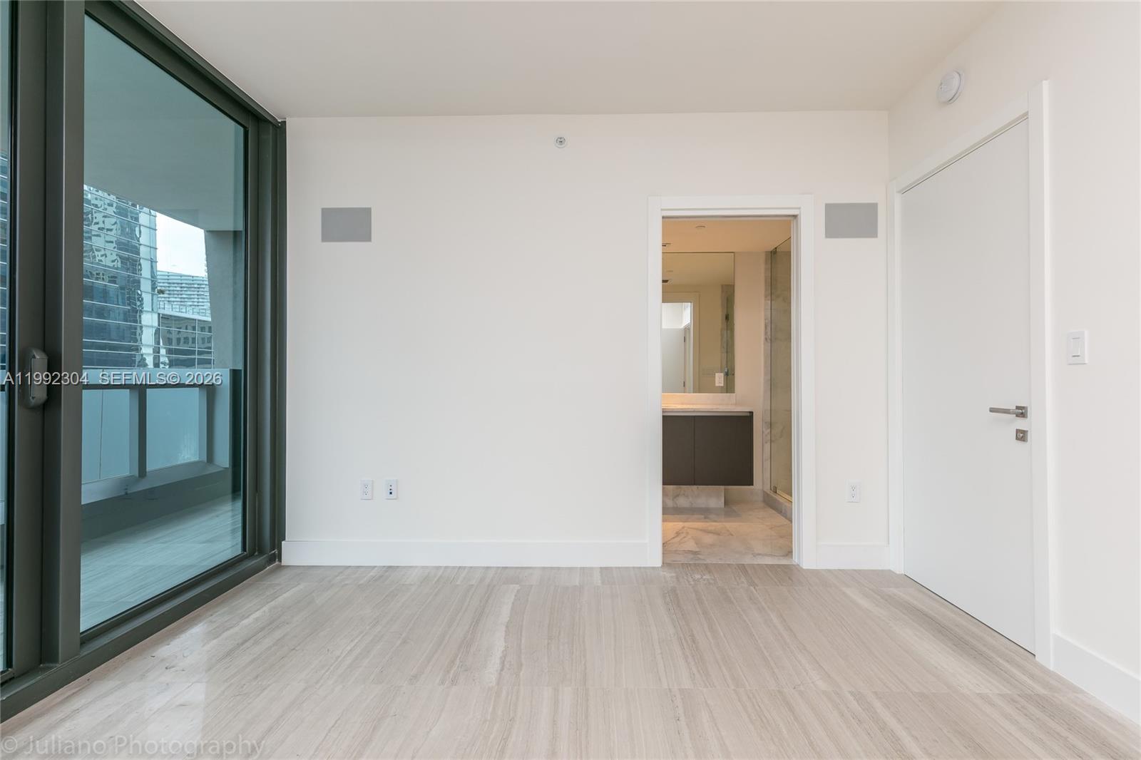 1451 Brickell Ave #905 Miami, FL 33131