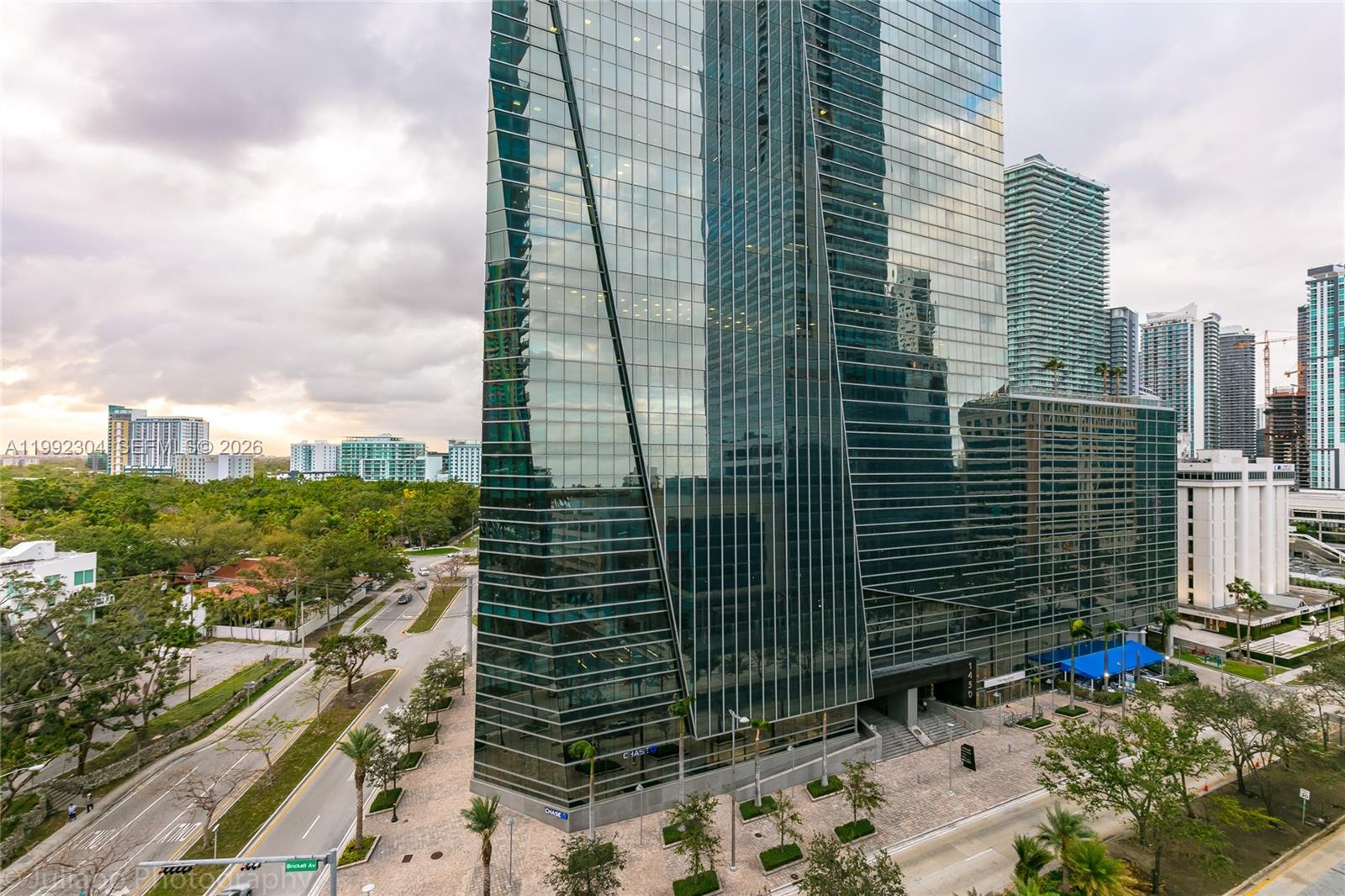 1451 Brickell Ave #905 Miami, FL 33131