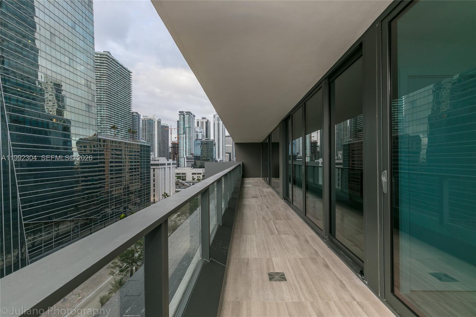 1451 Brickell Ave #905 Miami, FL 33131
