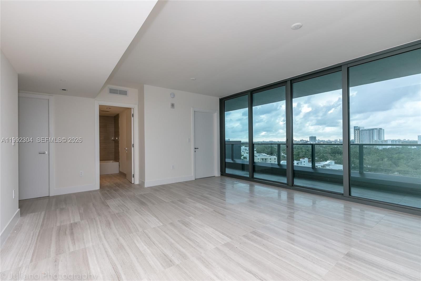 1451 Brickell Ave #905 Miami, FL 33131