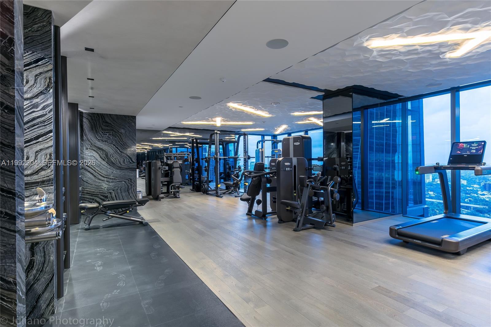 1451 Brickell Ave #905 Miami, FL 33131